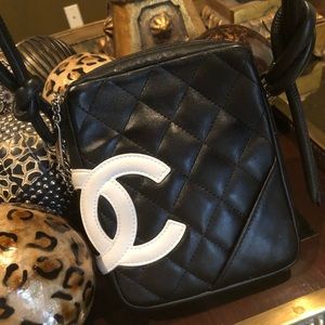 Authentic Chanel Cambon CC crossbody Ligne bag